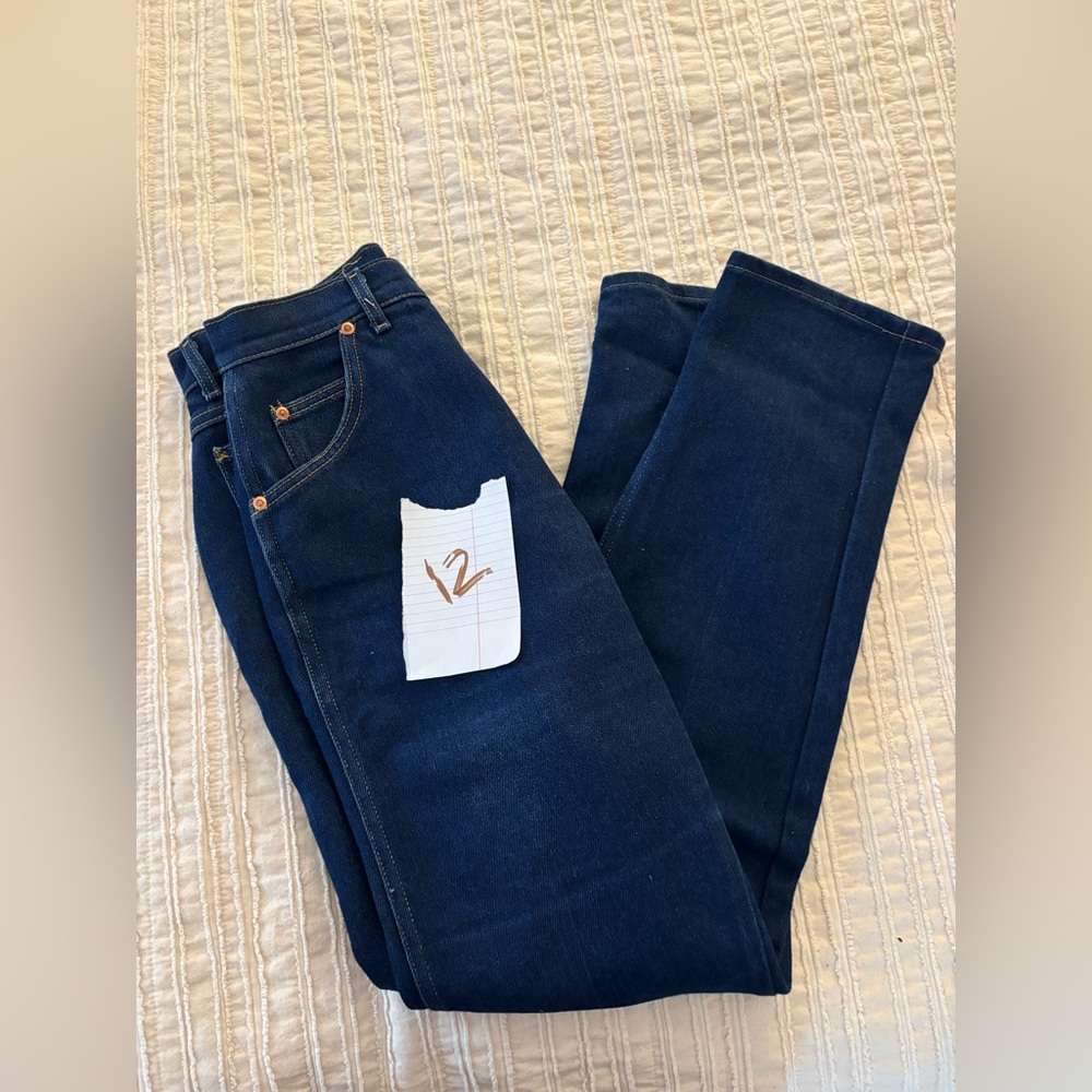 Vintage high waisted Lee jeans dark wash full length jeans